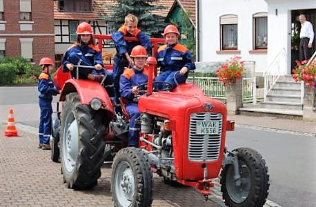 Jugendfeuerwehr bei ihrer Gründung 2006